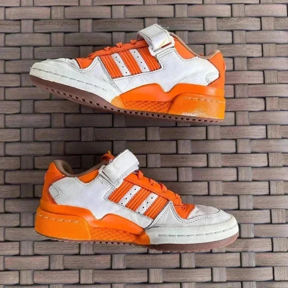 adidas M&M'S Brand Forum Low 84 Velcro Laces Shoes‎ Youth Size 3.5 - Picture 2 of 11